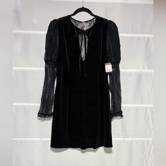 Free People midnight hour Black Velvet with Lace mini dress NWT - Picture 2 of 10